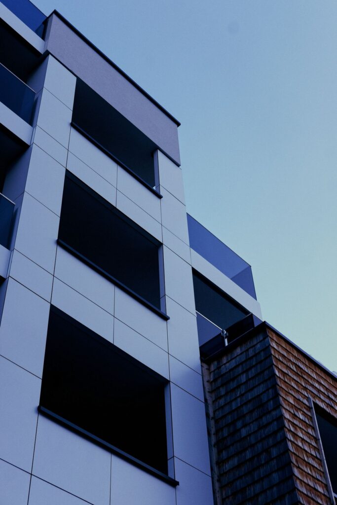 [TIN MẪU] Tòa nhà Phó Cơ Điều 204 m², giá 63 tỷ